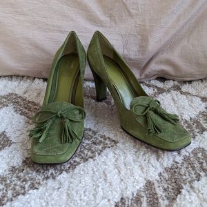Vintage Suede Green Tommy Hilfiger Heeled Loafers Size 9